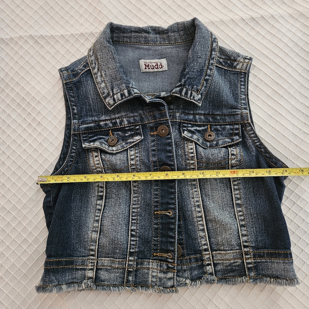 Mudd Denim Ombré Distressed Vest - Picture 6 of 7